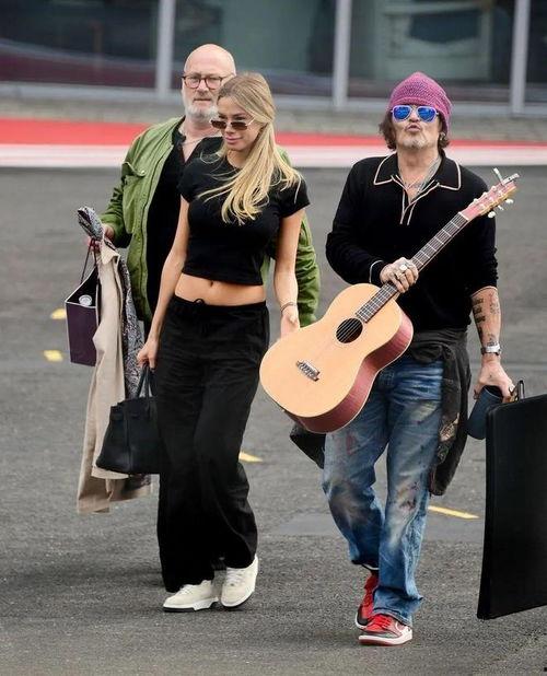 女友最新爆料德普,女友爆料细节,揭秘神秘新欢身份 第1张 女友最新爆料德普,女友爆料细节,揭秘神秘新欢身份 第1张